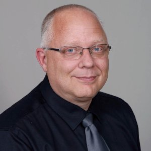 Pastor Gary Van Leeuwen